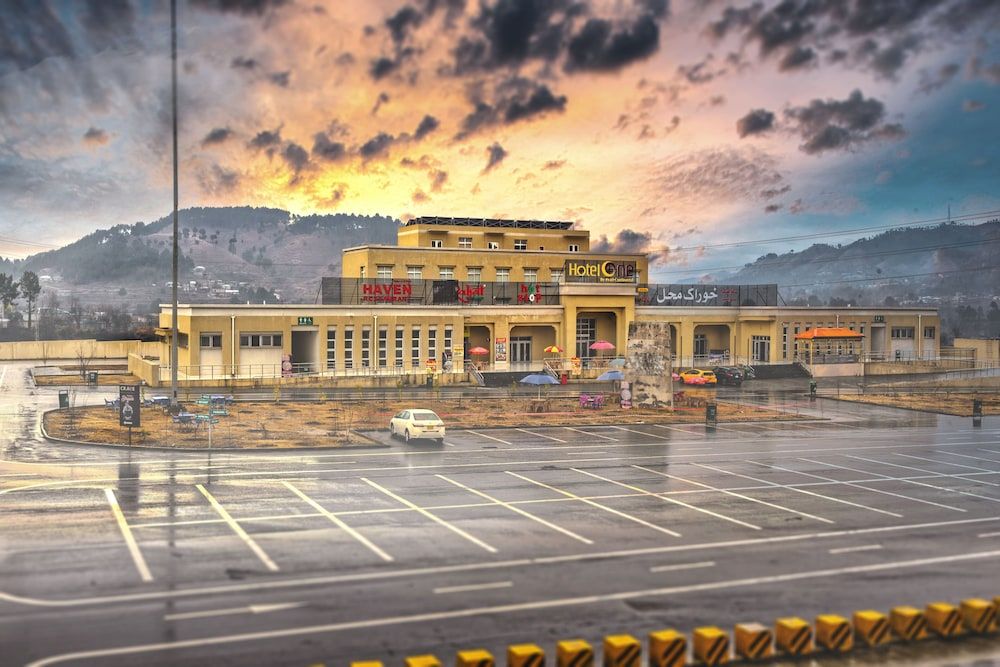 Hotel One Mansehra 3 estrellas en Mānsehra