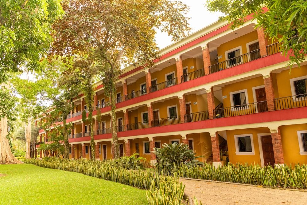Hotel El Arco 3 estrellas en San Martín Zapotitlán