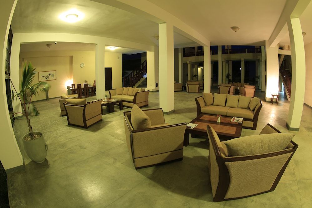 Marina Beach Passikudah 3
