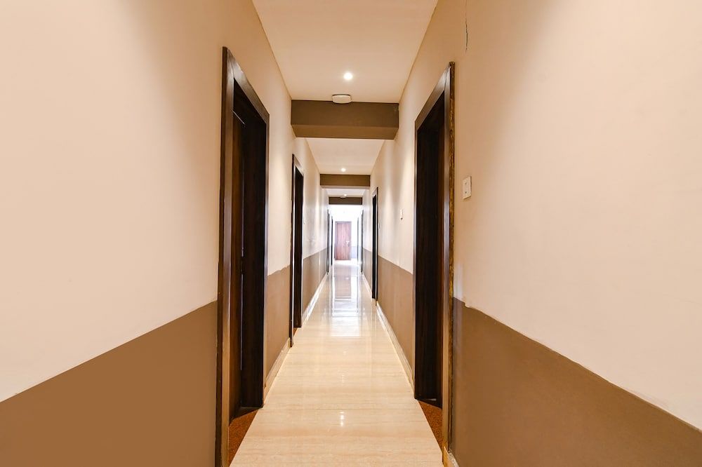 FabHotel Penthouse 3