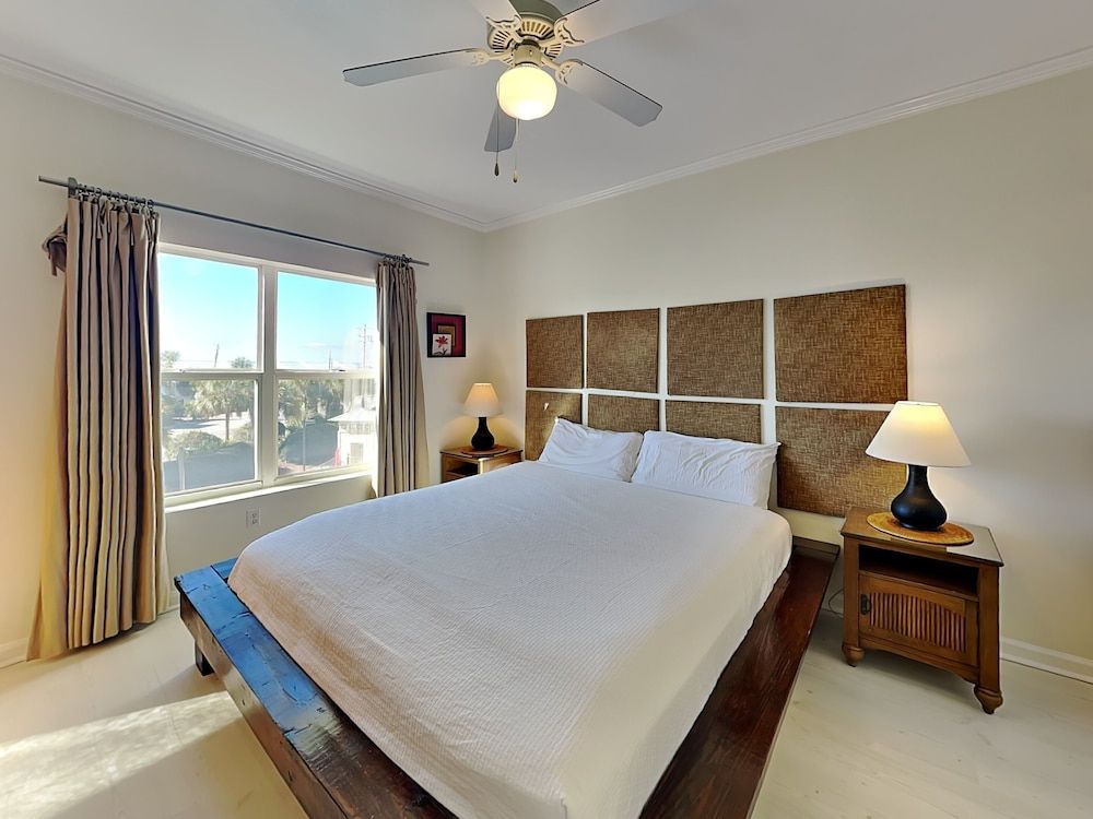 Emerald Waters by Southern Vacation Rentals 2