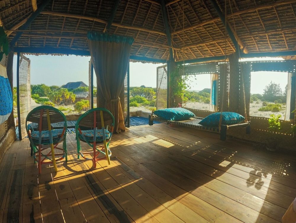Kizingo Beach Eco Lodge 3