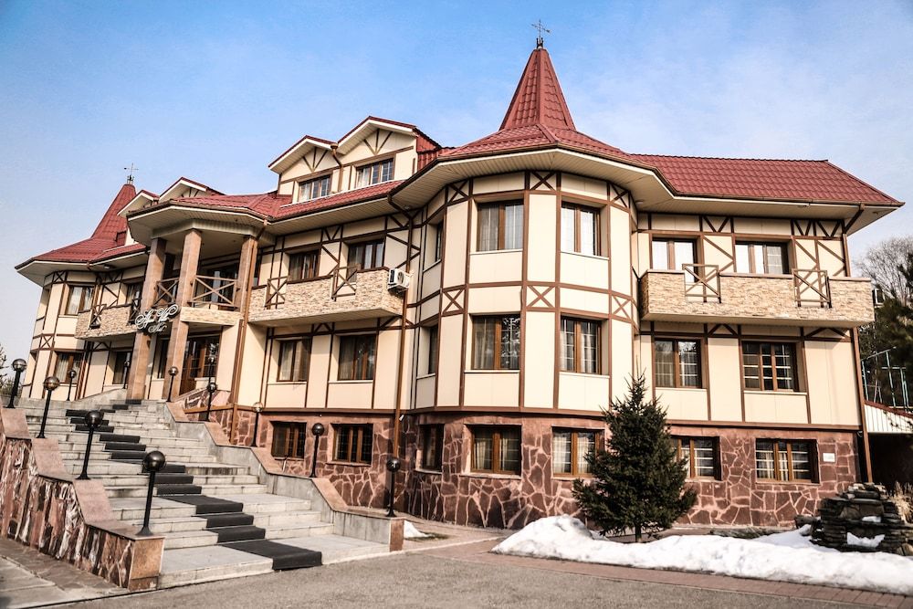 Alpen Ville Hotel -1 estrellas en Almaty