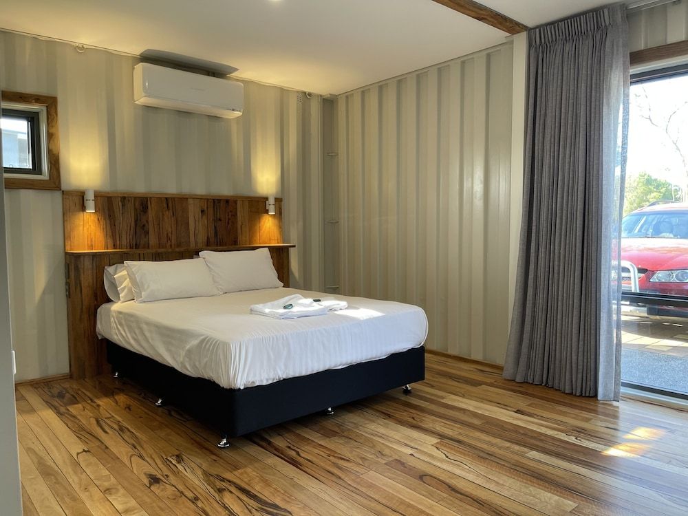 Stirling Estate Chalets 2