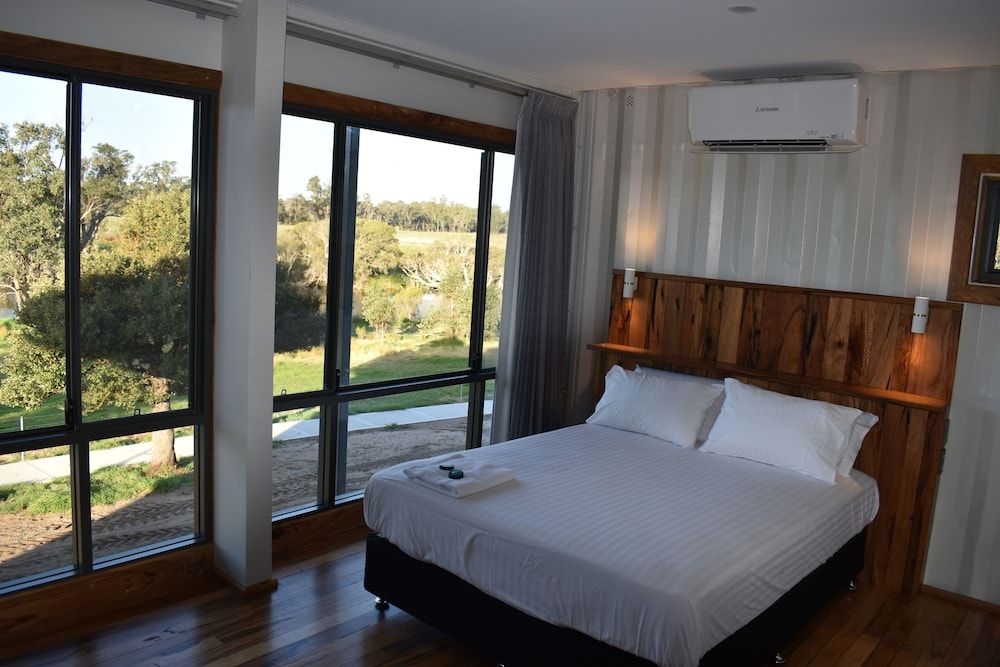 Stirling Estate Chalets 3