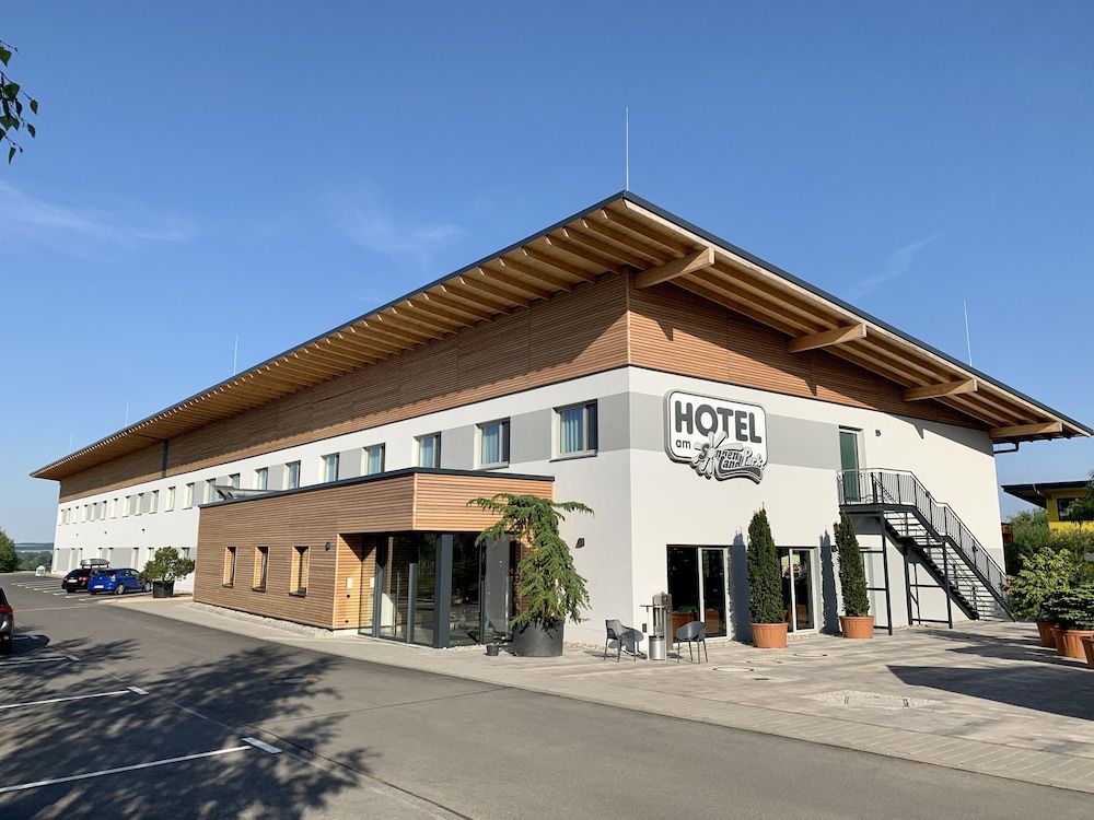 Hotel am Sonnenlandpark -1 estrelas em Lichtenau