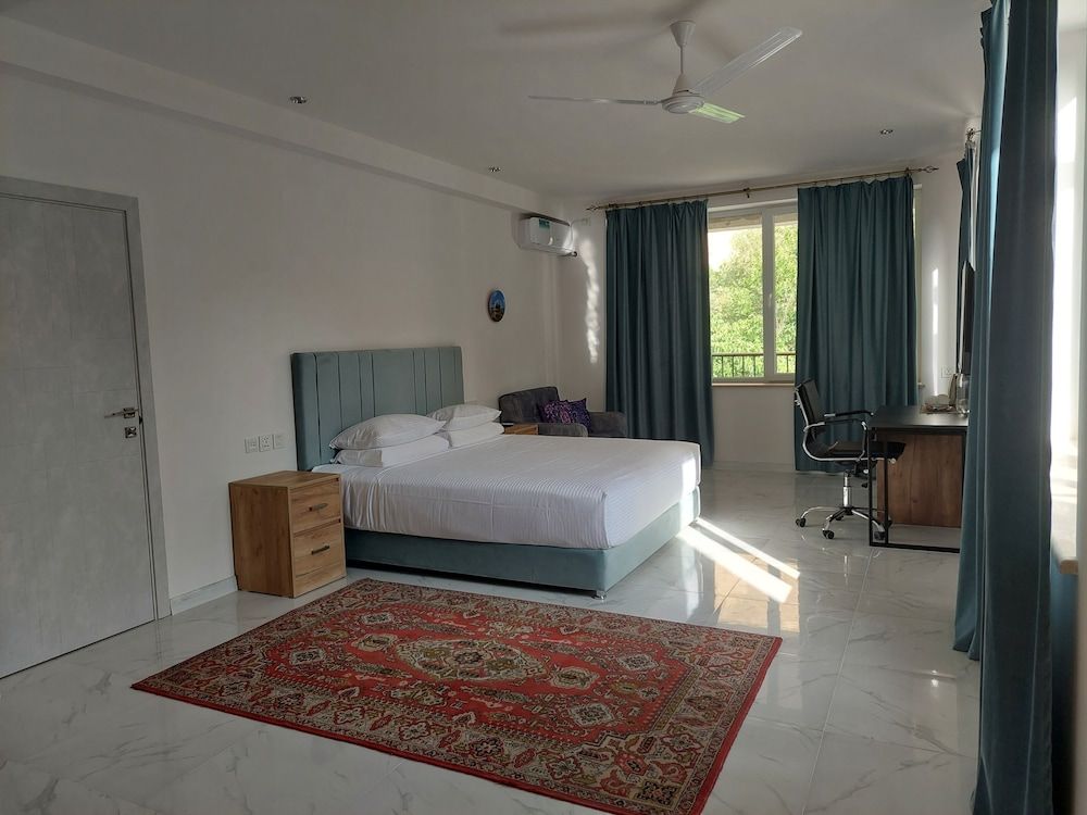 Areni Lodge 3