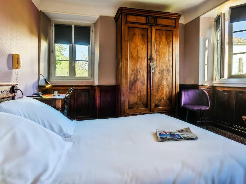 Logis Hotel Du Chene 3