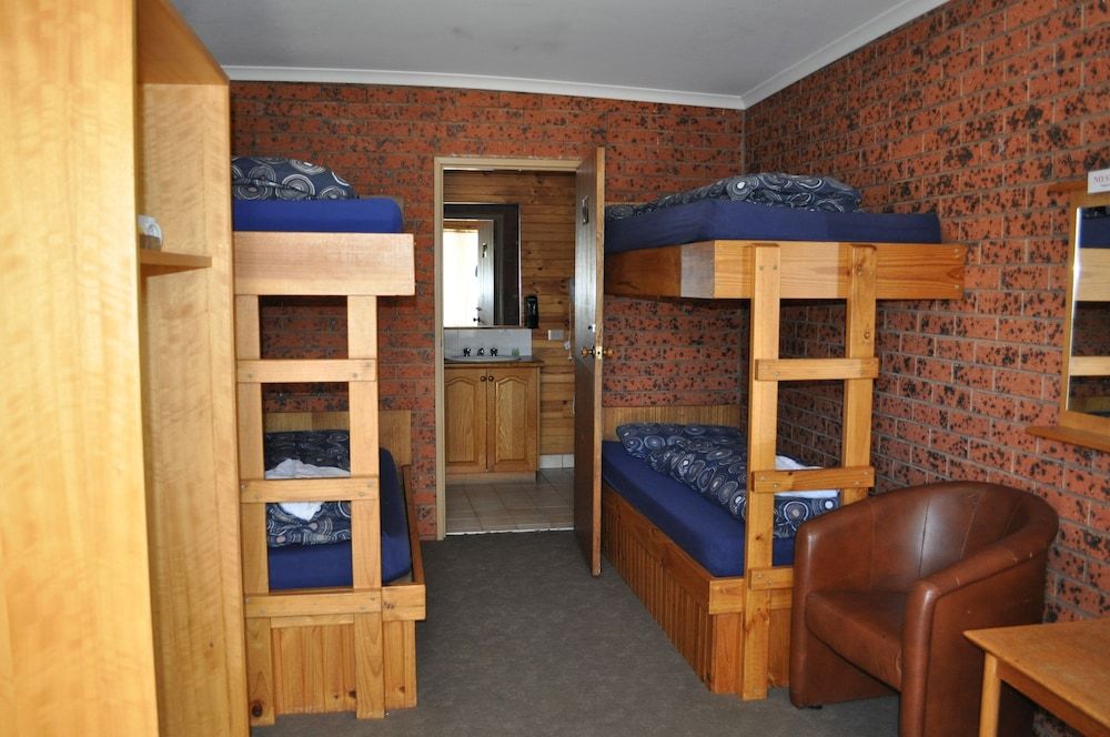 Merrijig Motor Inn Resort 3