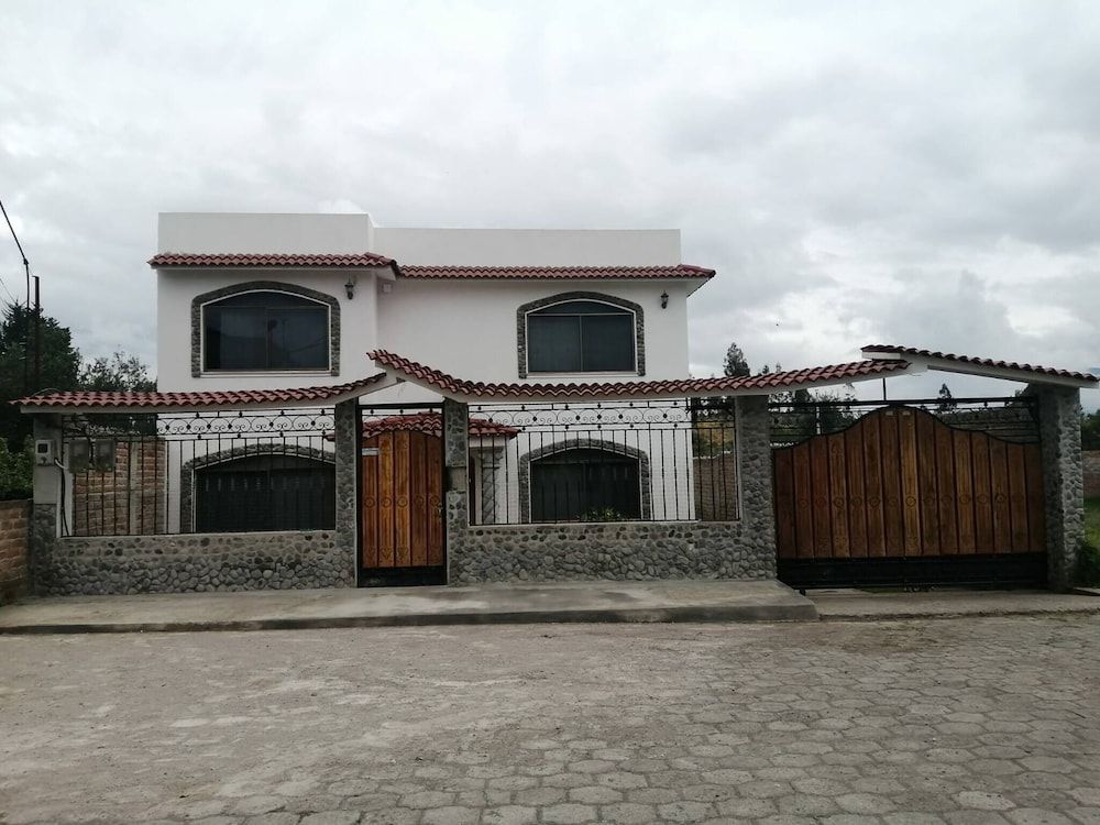 Danadri Houses, Like At Home -1 estrellas en Riobamba