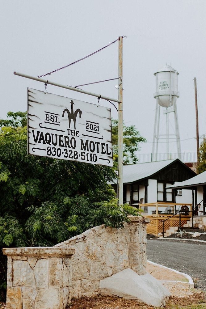 The Vaquero Motel -1 estrellas en Bandera