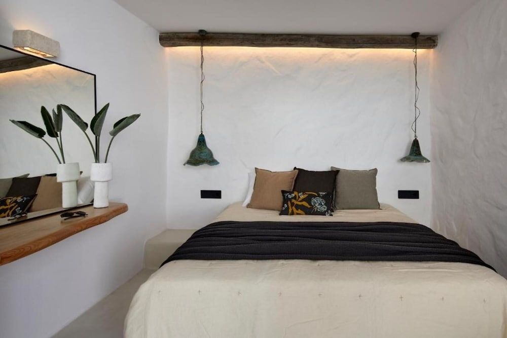 Arithera Villa in Santorini 3