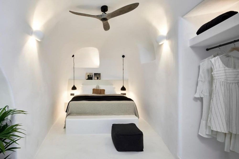 Arithera Villa in Santorini 2