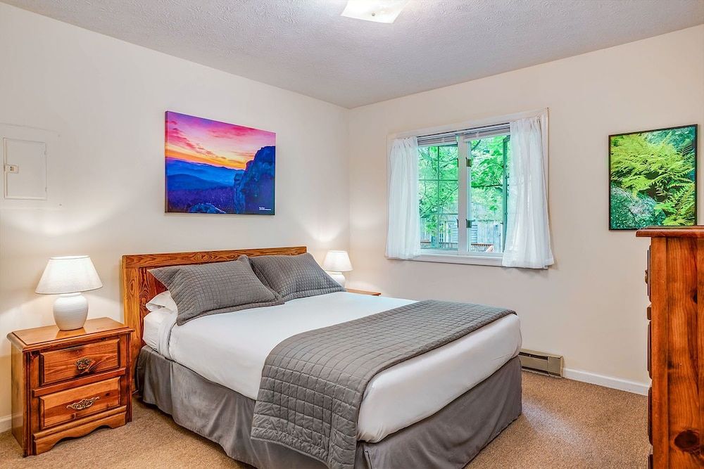 Love Ridge Mountain Lodging 2