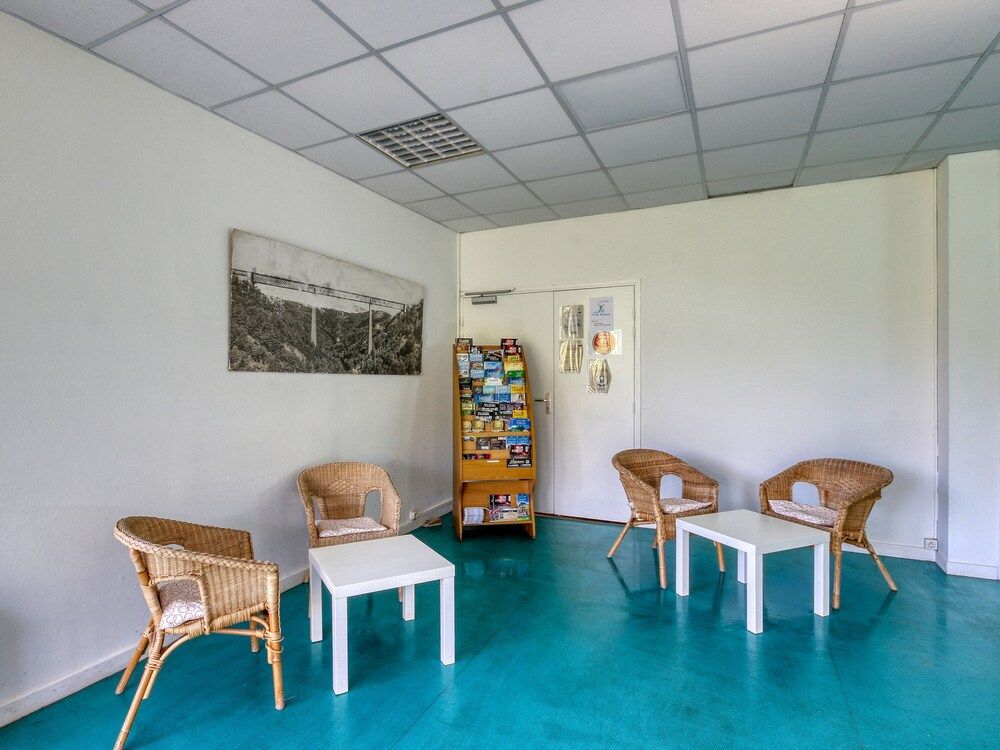 Vacancéole - Le Domaine de Confolant 3