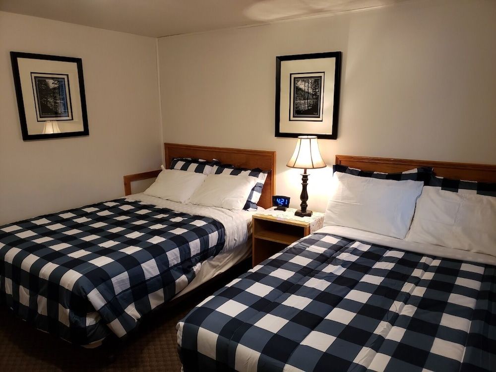 Scoodic Motel 3