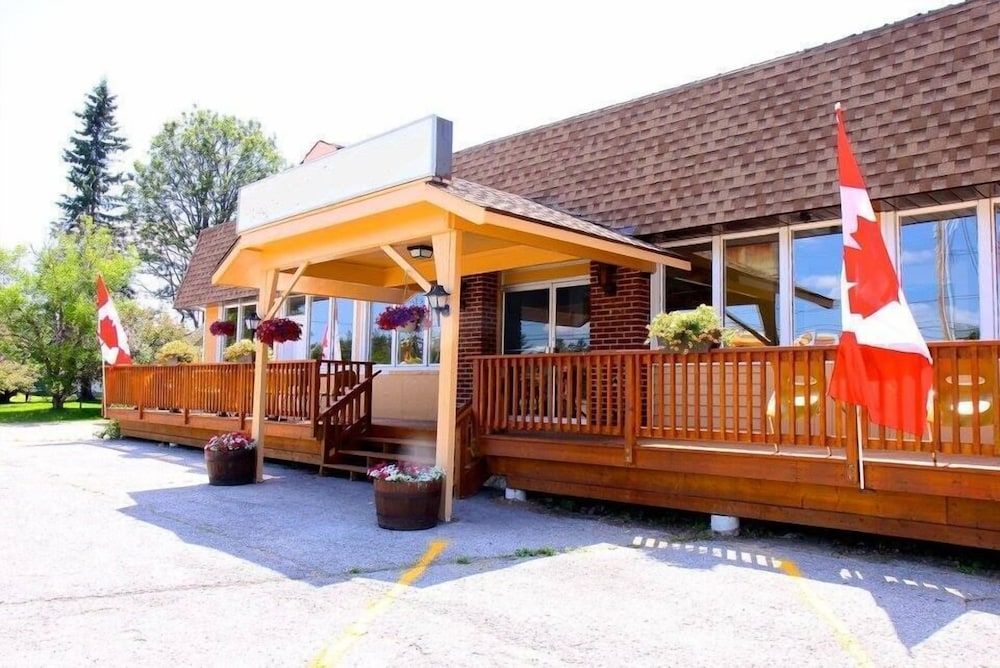 Lakeside Inn 2 estrellas en Cloyne