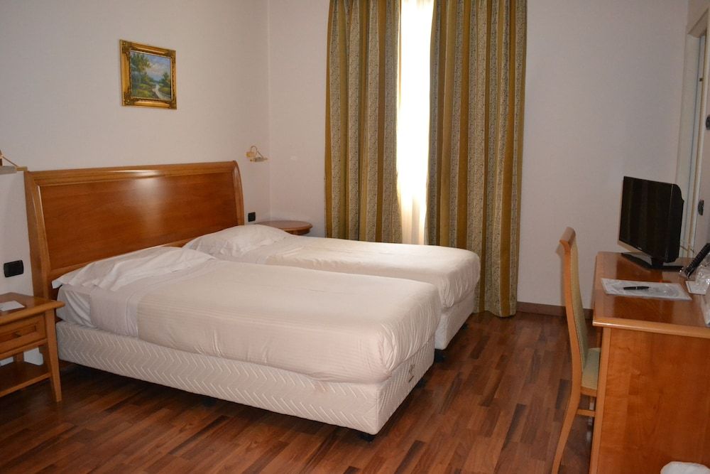 Hotel Tricolore 3 estrelas em Gaida