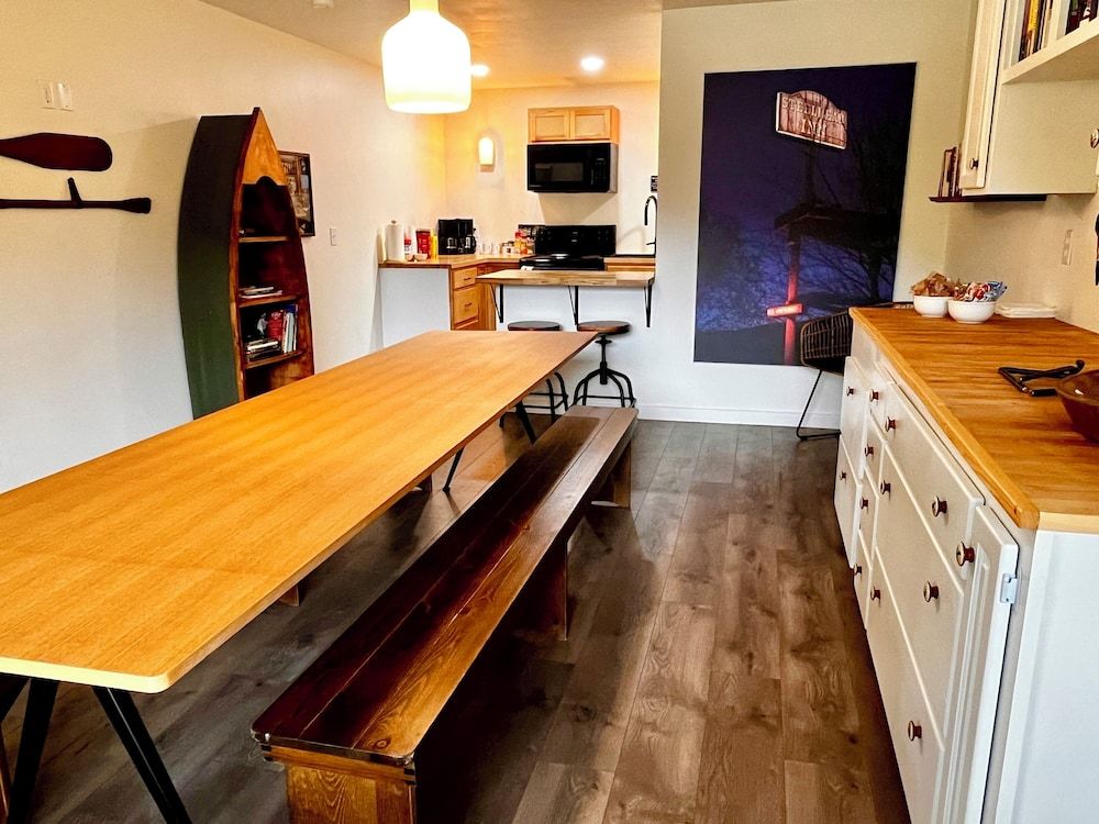 Steelhead Lodge 3