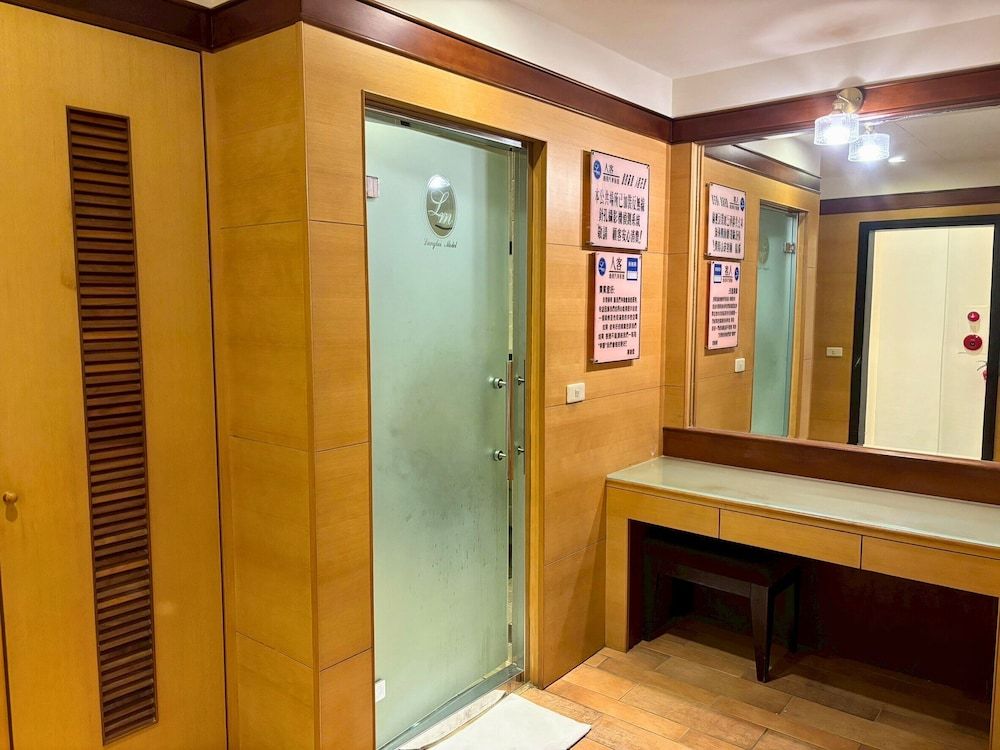 Langkei Hotel 2