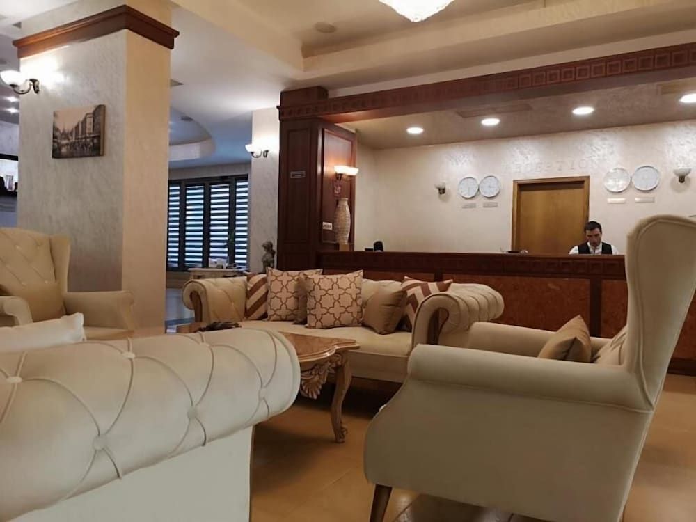 Hotel Terra Europe Brontes 3