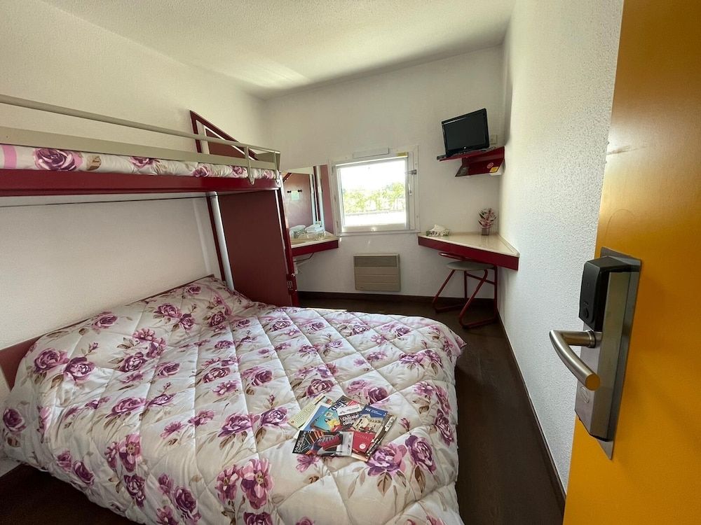HOTEL PARIS VALENCE 3