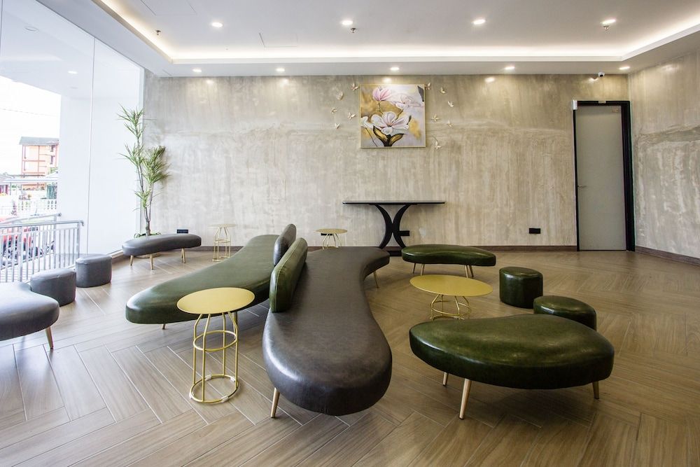 Sri Indar Hotel & Suites 2
