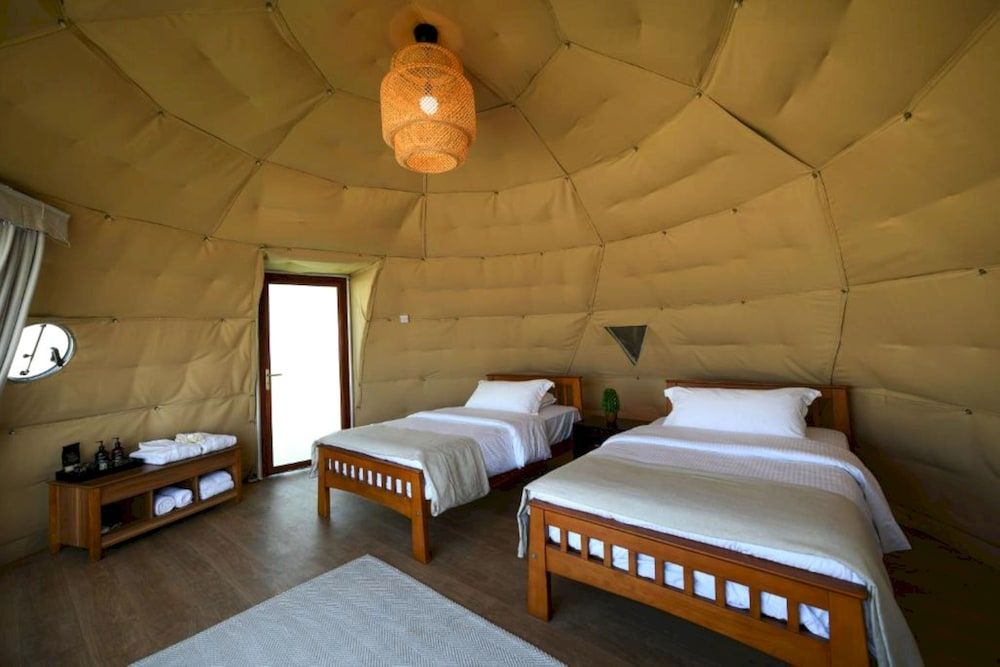 Siniya Island Resorts 2