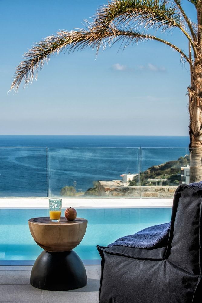 Alpha House in Crete 3