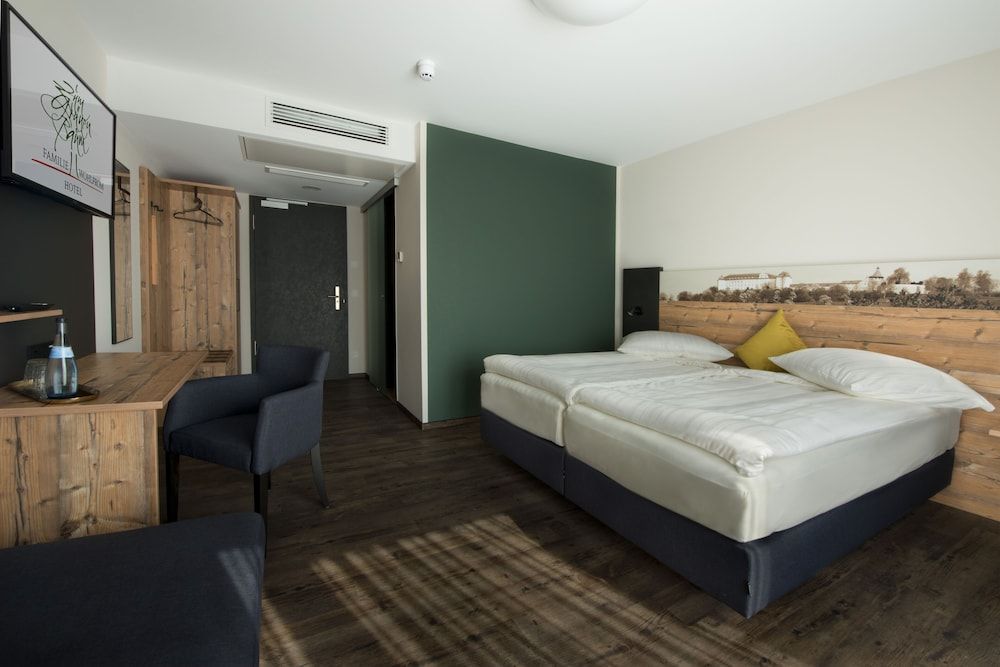 Hotel Zum Grünen Baum -1 estrellas en Pfahlheim