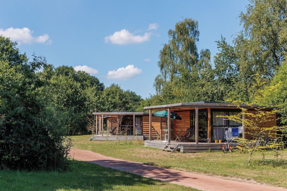 Huttopia de Roos -1 estrellas en Stegeren