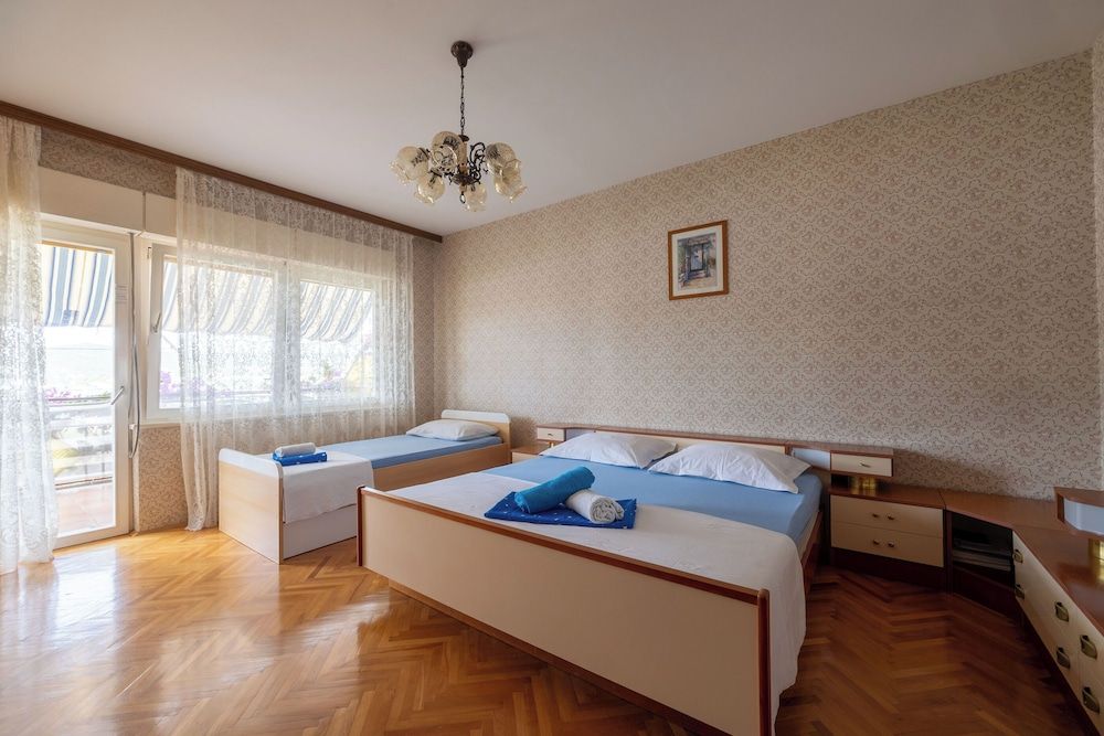 Apartment Frane 3