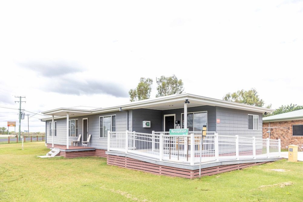 Coonamble Riverside Holiday Park 2