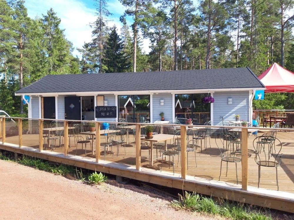 Svinö Stugby 2 estrellas en Lumparland