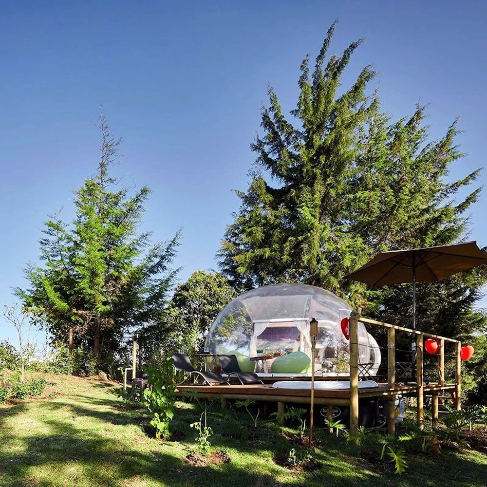 BubbleSky Glamping -1 estrellas en El Retiro