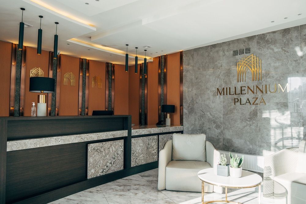 Millennium Plaza Hotel 2