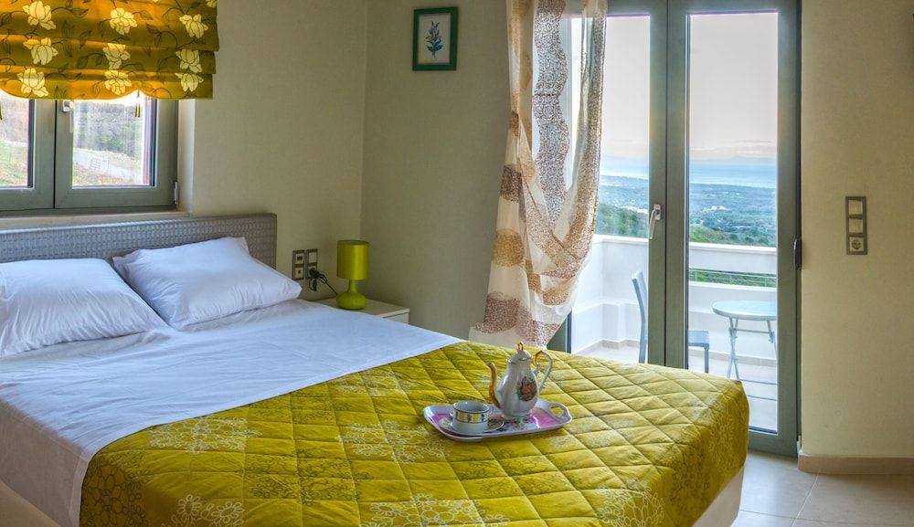 "villa Horizon - Elegance & Privacy With Scenic Views - Extended Pool" 2