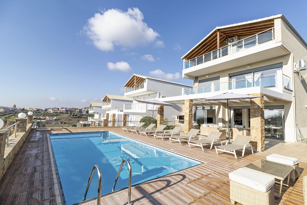 Villa Nefeli -1 estrellas en Nea Moudania