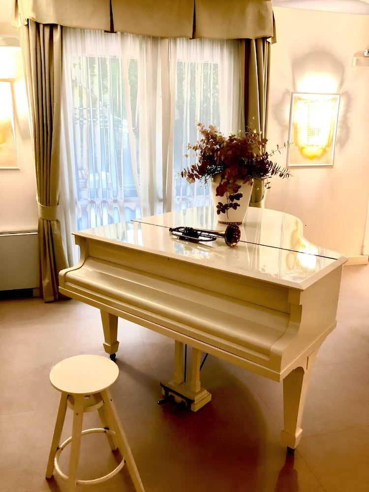 Green Park Hotel 3