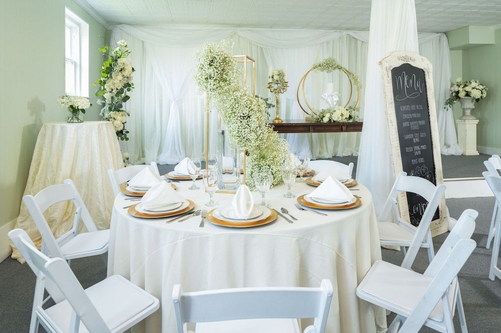 Magnolia Manor and Chapel 3