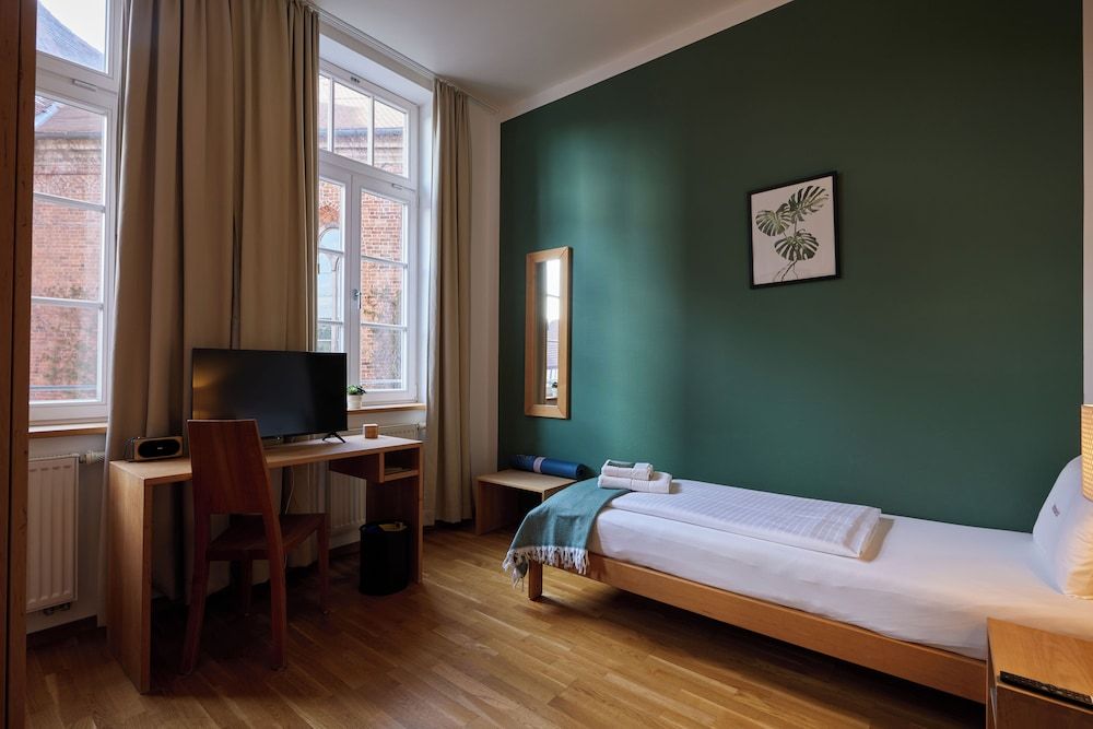 ahead burghotel 3