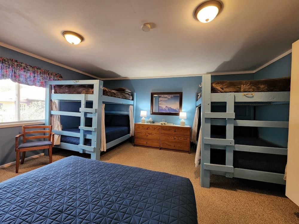 Inn the Clouds Hostel & Inn 3