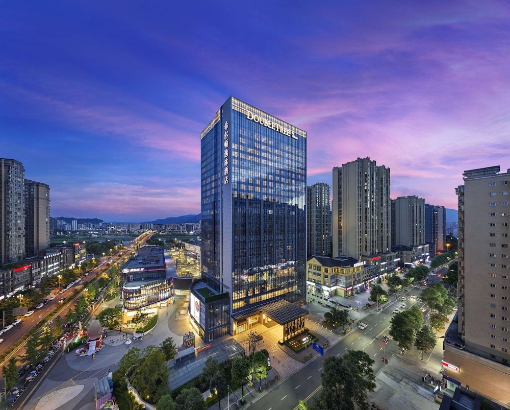 DoubleTree by Hilton Ya'An -1 estrellas en Ya'an