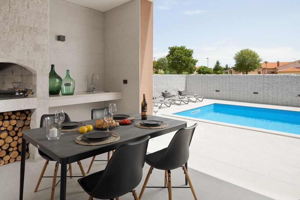 Villa Ovis in Peresiji 3
