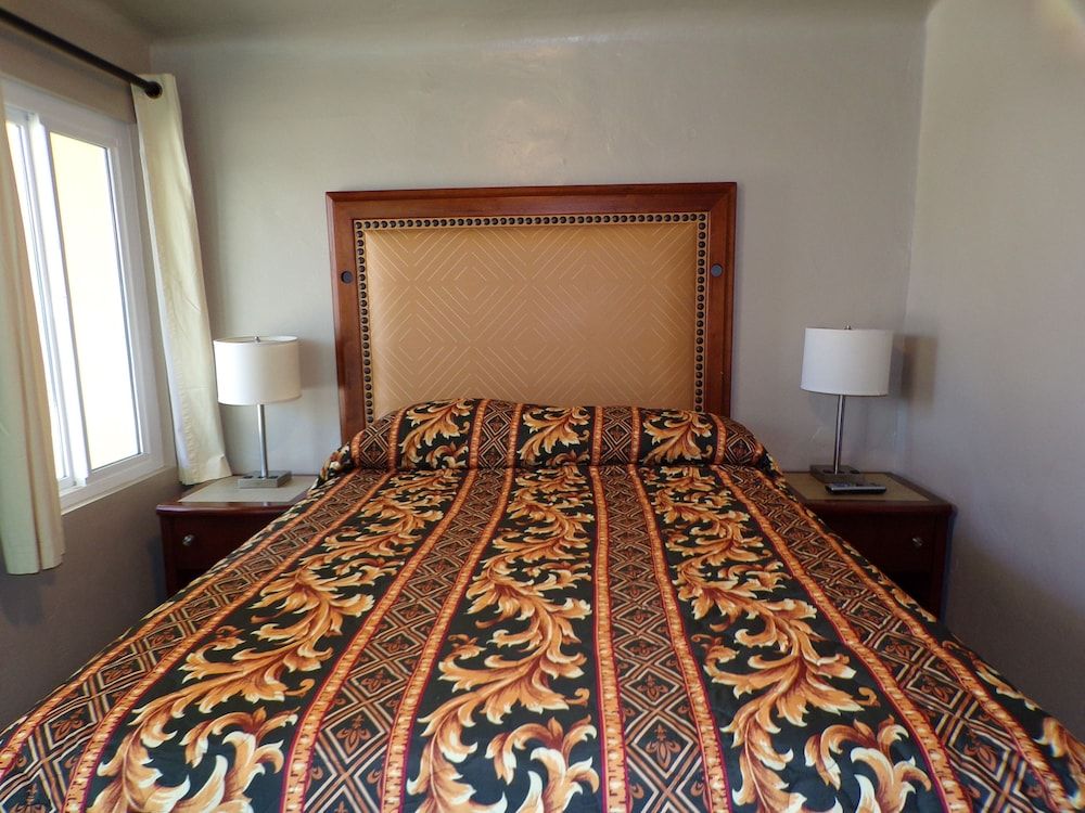 Cypress Tree Motel 3