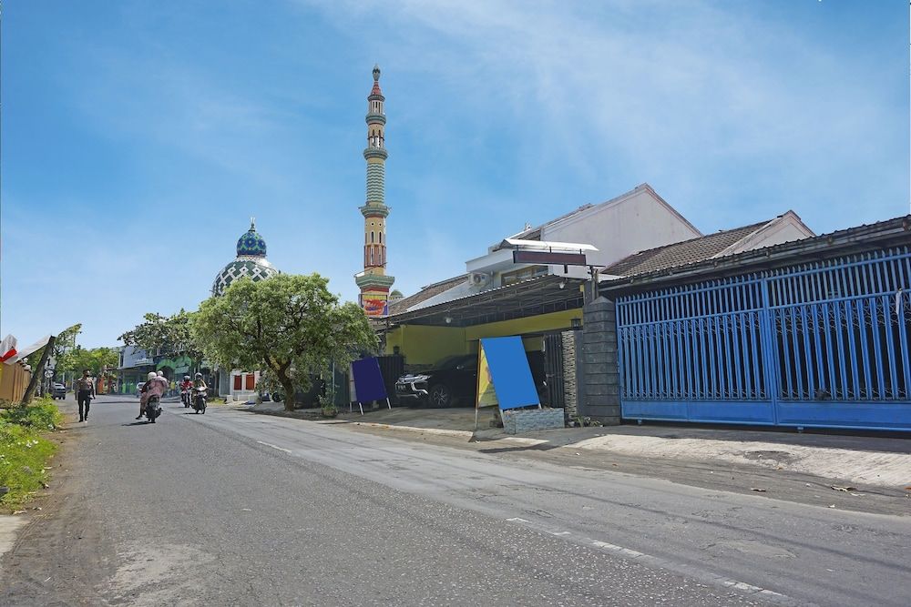 Hotel O Putih Mulia Homestay Syariah 2 estrellas en Lumajang