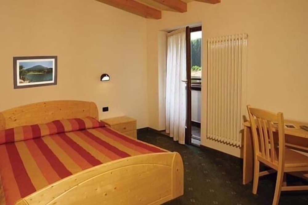 Hotel Italia 3