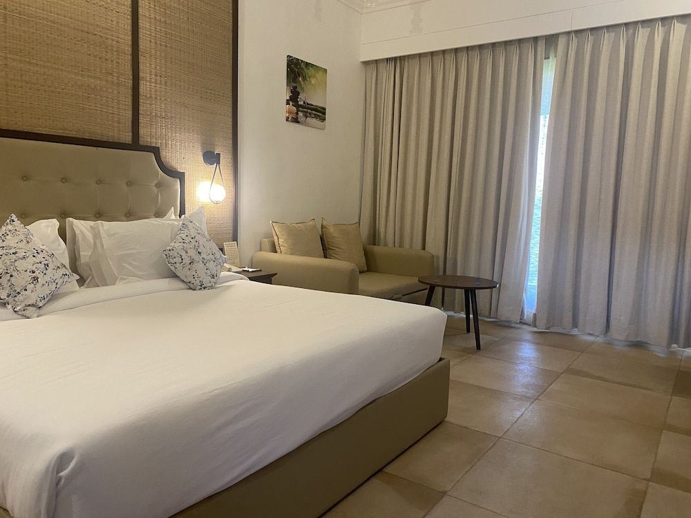 Bhanu The Fern Forest Resort & Spa Jambughoda, Series by Marriott 2