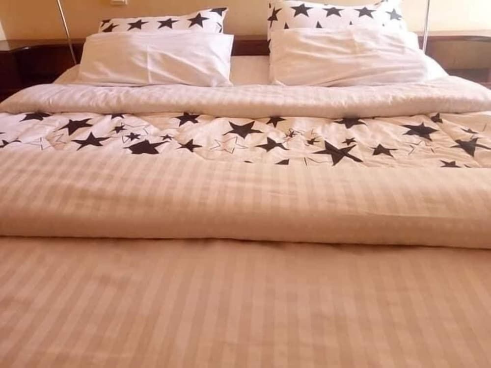 Stylotel Cottages and Guest House Jinja 2