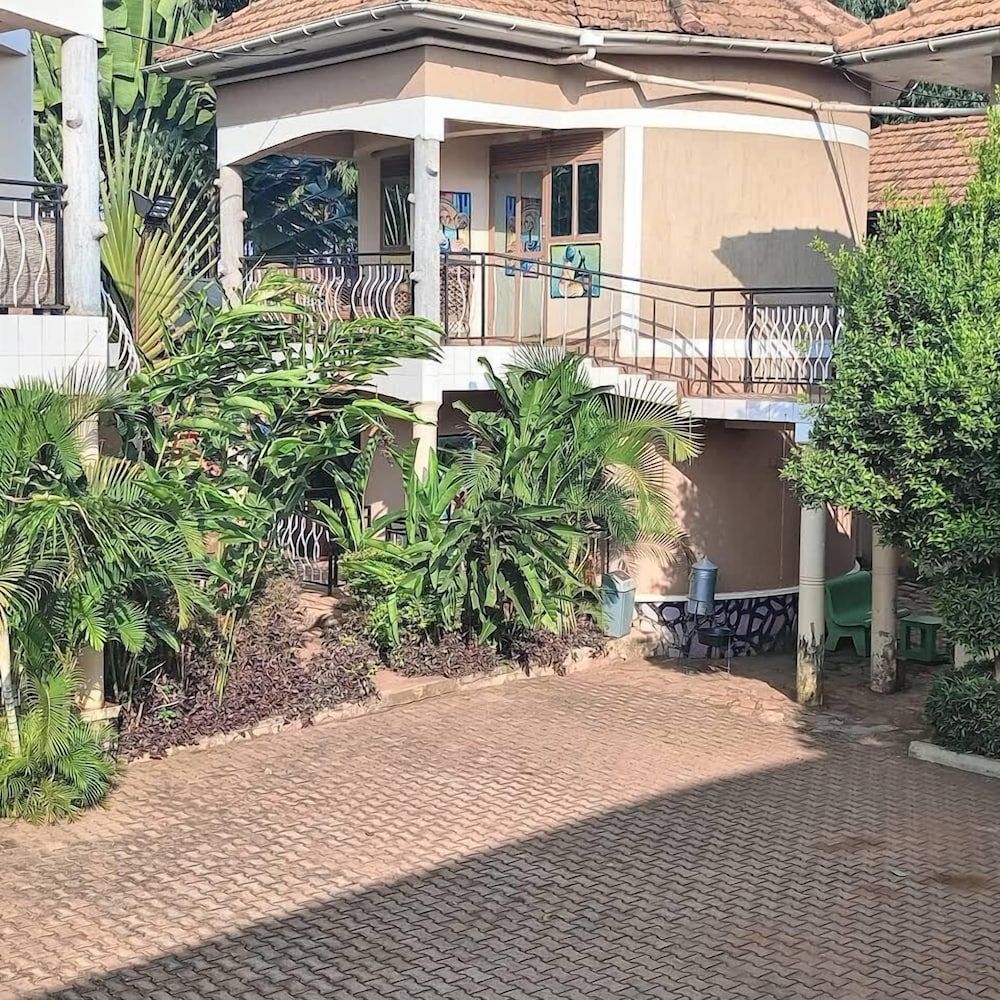 Stylotel Cottages and Guest House Jinja 4 estrellas en Jinja